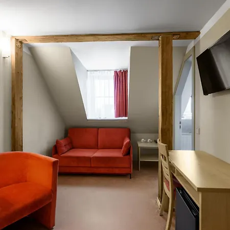 Rija Domus Hotel 3*
