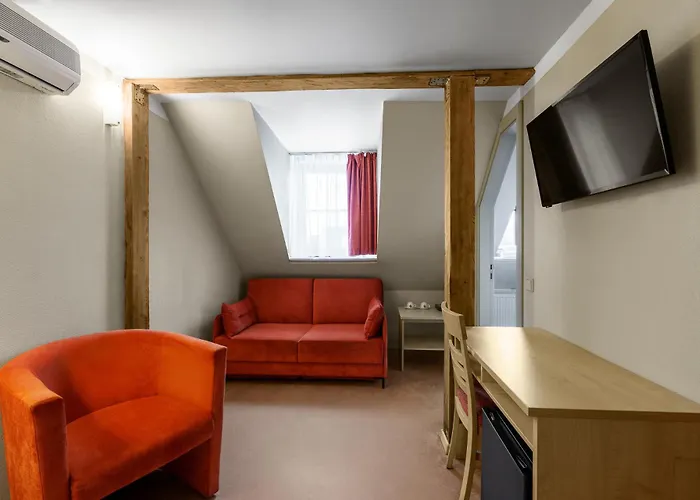 Rija Domus Viesnīca 3*