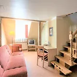 מלון Rija Domus 3*